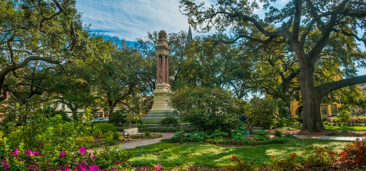 one of savannah's 22 historic squares